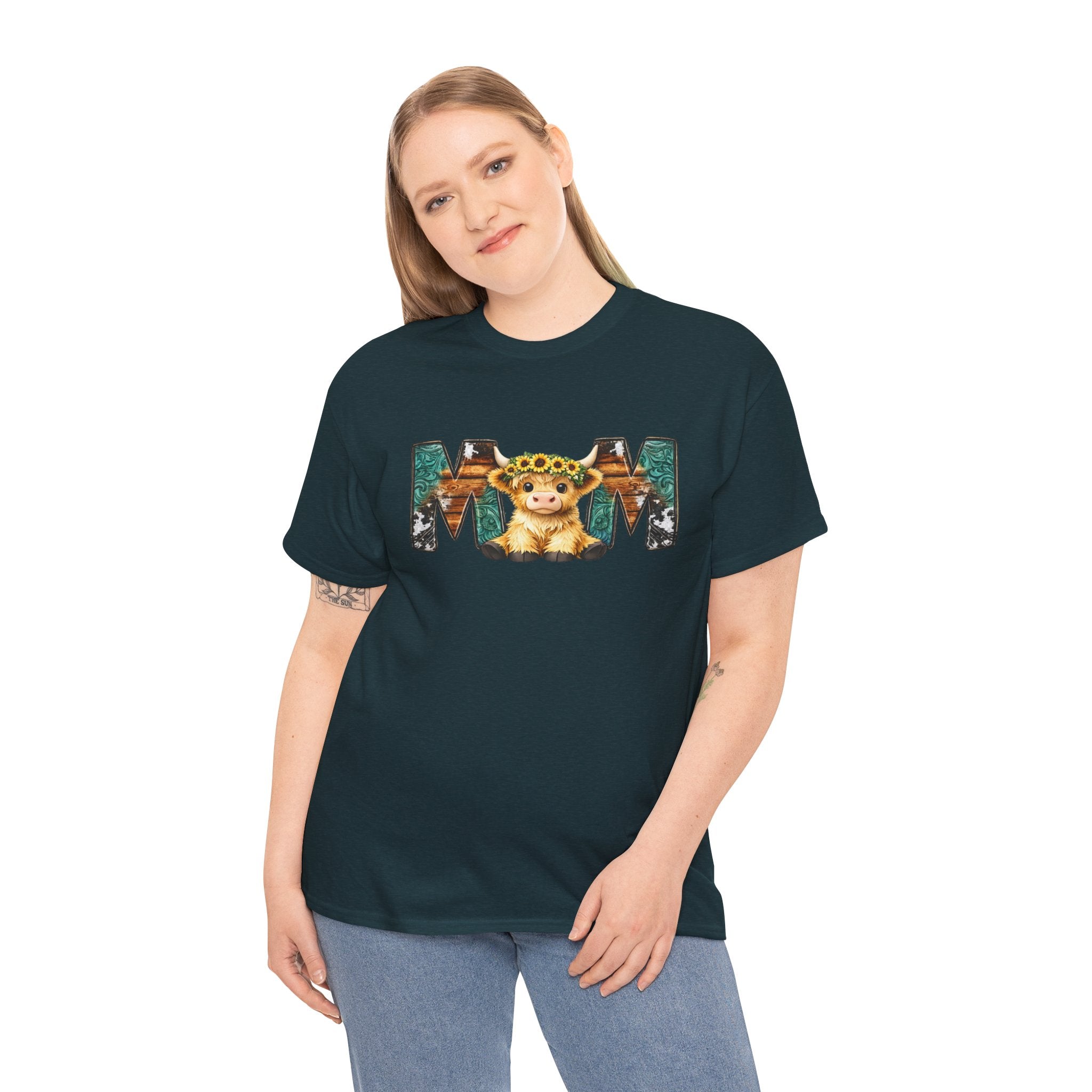 Western Highland Cow Mama Tee — Cute Leopard Print 'MOM' Graphic Shirt